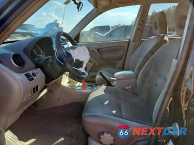 Zdjęcie 7 z 12 samochodu: 2005 TOYOTA RAV4 VIN:JTEGD20VX50086589 - miniatura