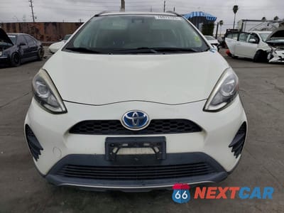 Piąte zdjęcie samochodu w środku: 2018 TOYOTA PRIUS C VIN:JTDKDTB38J1606258 - miniatura