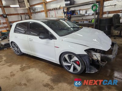 Czwarte zdjęcie samochodu z boku: 2019 VOLKSWAGEN GTI S VIN:3VW6T7AU9KM030638 - miniatura