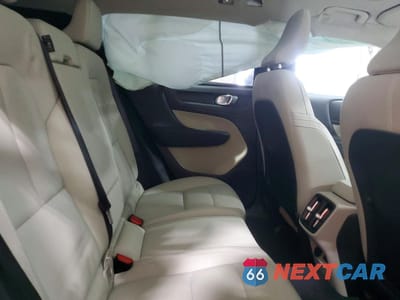Zdjęcie 10 z 13 samochodu: 2024 VOLVO XC40 PLUS VIN:YV4L12UL4R2314324 - miniatura