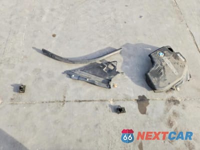 Zdjęcie 12 z 12 samochodu: 2015 BMW 320 I VIN:WBA3B1G50FNT07899 - miniatura