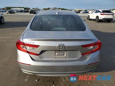Zdjęcie 6 z 12 samochodu: 2019 HONDA ACCORD LX VIN:1HGCV1F19KA008259 - miniatura