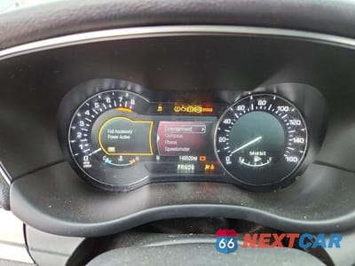 Zdjęcie 9 z 13 samochodu: 2019 LINCOLN MKC VIN:5LMCJ1D98KUL07008 - miniatura