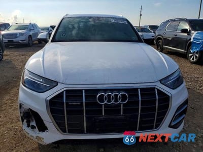 Piąte zdjęcie samochodu w środku: 2021 AUDI Q5 PREMIUM PLUS VIN:WA1BAAFY3M2068581 - miniatura