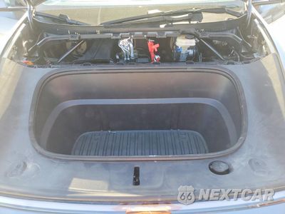 Zdjęcie 12 z 14 samochodu: 2026 TESLA MODEL Y VIN:7SAYGDEE1TA383351 - miniatura