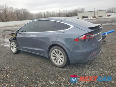 Trzecie zdjęcie samochodu z tyłu: 2018 TESLA MODEL X VIN:5YJXCDE23JF114147 - miniatura