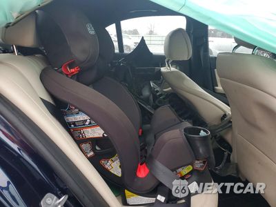 Zdjęcie 10 z 13 samochodu: 2017 MERCEDES-BENZ E 300 4MATIC VIN:WDDZF4KB1HA063423 - miniatura