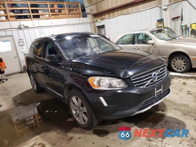 Czwarte zdjęcie samochodu z boku: 2017 VOLVO XC60 T5 INSCRIPTION VIN:YV440MRU1H2000312 - miniatura