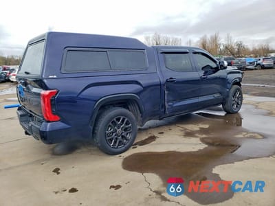 Trzecie zdjęcie samochodu z tyłu: 2024 TOYOTA TUNDRA CREWMAX PLATINUM VIN:5TFNA5ECXRX022398 - miniatura