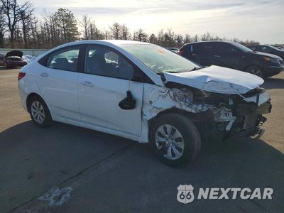 Czwarte zdjęcie samochodu z boku: 2017 HYUNDAI ACCENT SE VIN:KMHCT4AEXHU194428 - miniatura