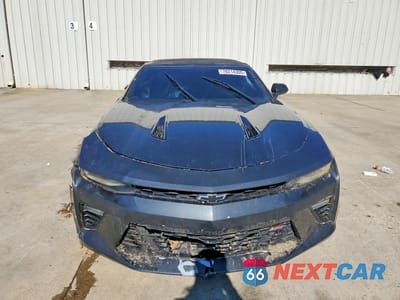 Piąte zdjęcie samochodu w środku: 2018 CHEVROLET CAMARO SS VIN:1G1FH3D7XJ0139395 - miniatura