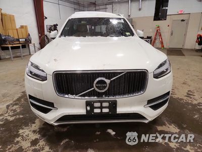 Piąte zdjęcie samochodu w środku: 2018 VOLVO XC90 T6 VIN:YV4A22PK5J1214086 - miniatura
