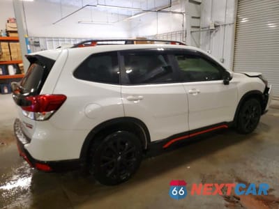 Trzecie zdjęcie samochodu z tyłu: 2021 SUBARU FORESTER SPORT VIN:JF2SKARC8MH536385 - miniatura