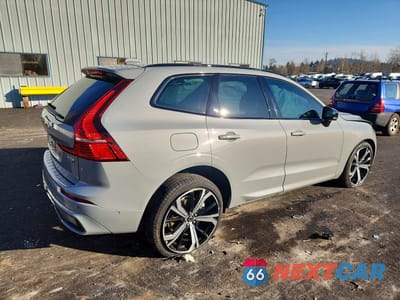 Trzecie zdjęcie samochodu z tyłu: 2025 VOLVO XC60 ULTRA VIN:YV4H60RM1S1017066 - miniatura