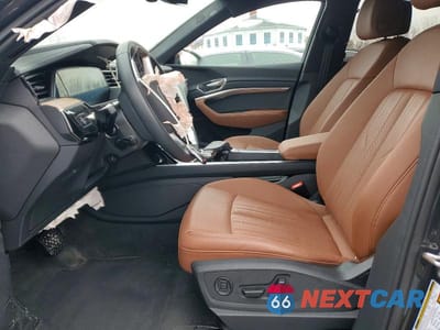 Zdjęcie 7 z 13 samochodu: 2024 AUDI Q8 E-TRON PREMIUM PLUS VIN:WA15AAGE9RB063054 - miniatura