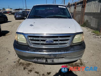 Piąte zdjęcie samochodu w środku: 2003 FORD F150 VIN:1FTRX17223NB92206 - miniatura