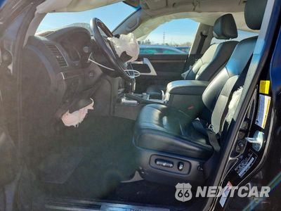 Zdjęcie 7 z 11 samochodu: 2019 TOYOTA LAND CRUISER VX-R VIN:JTMCY7AJ7K4075375 - miniatura