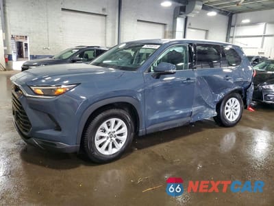 2024 TOYOTA GRAND HIGHLANDER XLE 5TDAAAB53RS040731 - główne zdjęcie licytacji z USA - miniatura