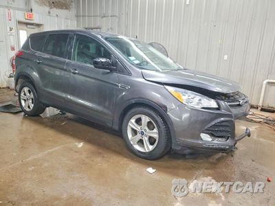 Czwarte zdjęcie samochodu z boku: 2015 FORD ESCAPE SE VIN:1FMCU0GXXFUB16954 - miniatura