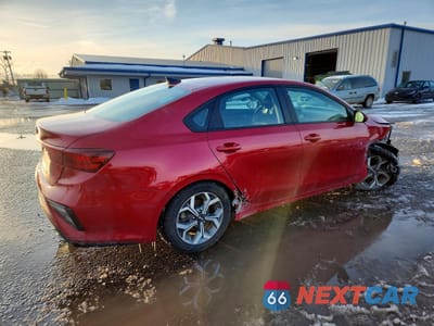 Trzecie zdjęcie samochodu z tyłu: 2021 KIA FORTE FE VIN:3KPF24ADXME332246 - miniatura