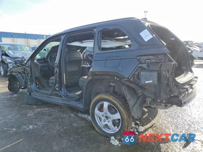 Drugie zdjęcie samochodu z przodu: 2024 JEEP GRAND CHEROKEE LAREDO VIN:1C4RJHAG0RC255130 - miniatura