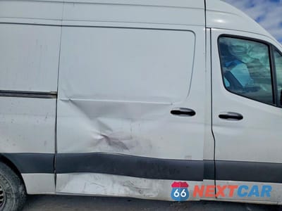 Zdjęcie 10 z 11 samochodu: 2021 MERCEDES-BENZ SPRINTER 2500 VIN:W1Y4DBHY3MT045588 - miniatura