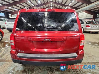 Zdjęcie 6 z 13 samochodu: 2016 JEEP PATRIOT SPORT VIN:1C4NJPBBXGD561593 - miniatura