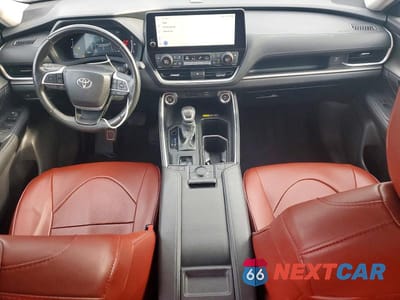 Zdjęcie 8 z 13 samochodu: 2024 TOYOTA GRAND HIGHLANDER XLE VIN:5TDAAAB59RS027806 - miniatura