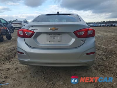 Zdjęcie 6 z 11 samochodu: 2017 CHEVROLET CRUZE LS VIN:1G1BC5SM1H7155066 - miniatura