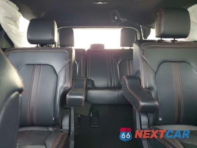 Zdjęcie 10 z 13 samochodu: 2023 FORD EXPEDITION TIMBERLINE VIN:1FMJU1RG9PEA64058 - miniatura