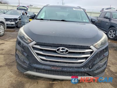 Piąte zdjęcie samochodu w środku: 2017 HYUNDAI TUCSON SPORT VIN:KM8J3CA21HU592568 - miniatura