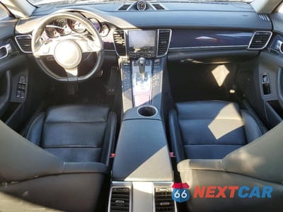 Zdjęcie 8 z 12 samochodu: 2011 PORSCHE PANAMERA 2 VIN:WP0AA2A71BL013592 - miniatura