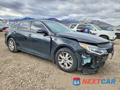 Czwarte zdjęcie samochodu z boku: 2016 KIA OPTIMA LX VIN:5XXGT4L33GG025793 - miniatura