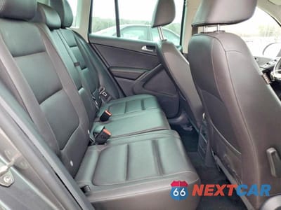 Zdjęcie 11 z 12 samochodu: 2015 VOLKSWAGEN TIGUAN S VIN:WVGBV7AX4FW516832 - miniatura