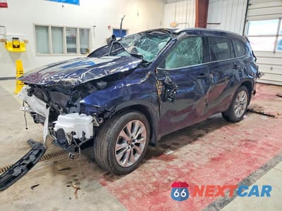 2023 TOYOTA HIGHLANDER 5TDKDRBHXPS527538 - główne zdjęcie licytacji z USA - miniatura