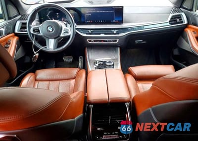 Zdjęcie 8 z 13 samochodu: 2025 BMW X5 XDRIVE40I VIN:5UX23EU07S9W50979 - miniatura