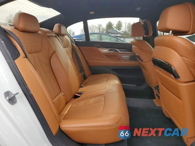 Zdjęcie 10 z 12 samochodu: 2017 BMW 750 XI VIN:WBA7F2C52HG422139 - miniatura