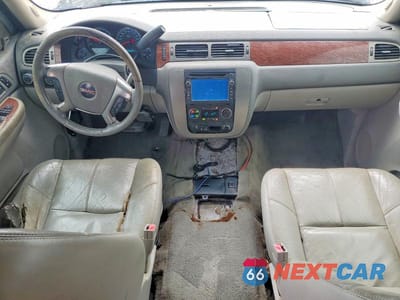 Zdjęcie 8 z 13 samochodu: 2008 GMC SIERRA K1500 VIN:2GTEK13M581187143 - miniatura