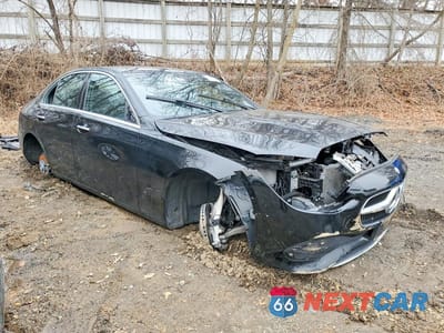 Czwarte zdjęcie samochodu z boku: 2025 MERCEDES-BENZ C 300 VIN:W1KAF4GB9SR251234 - miniatura