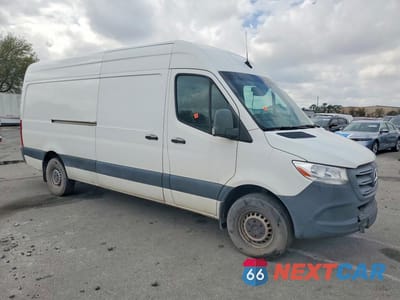 Czwarte zdjęcie samochodu z boku: 2021 MERCEDES-BENZ SPRINTER 2500 VIN:W1W40CHY9MT055519 - miniatura