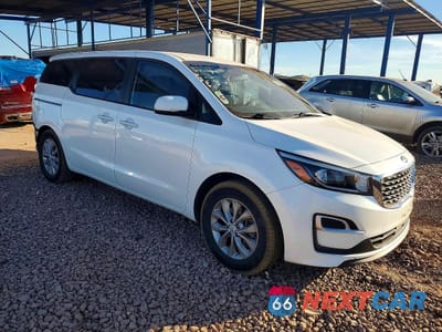 Czwarte zdjęcie samochodu z boku: 2020 KIA SEDONA L VIN:KNDMA5C1XL6660371 - miniatura