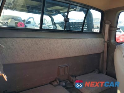 Zdjęcie 10 z 11 samochodu: 1999 TOYOTA TACOMA XTRACAB VIN:4TAWN72N0XZ550829 - miniatura