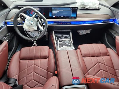 Zdjęcie 8 z 13 samochodu: 2026 BMW 740 I VIN:WBA23EH02TCW11889 - miniatura