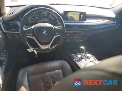 Zdjęcie 8 z 12 samochodu: 2016 BMW X5 SDRIVE35I VIN:5UXKR2C57G0R70762 - miniatura