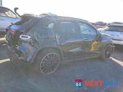 Trzecie zdjęcie samochodu z tyłu: 2022 MERCEDES-BENZ GLA 45 AMG VIN:W1N4N5DB6NJ347063 - miniatura