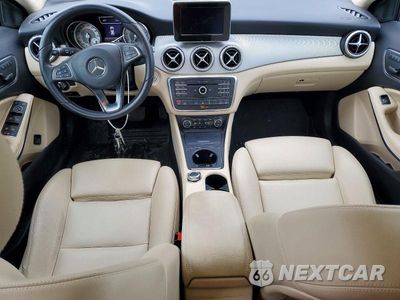 Zdjęcie 8 z 13 samochodu: 2017 MERCEDES-BENZ GLA 250 4MATIC VIN:WDCTG4GB9HJ348385 - miniatura
