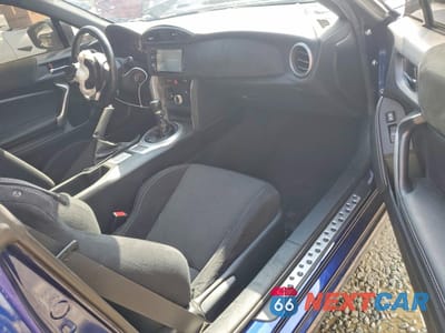 Zdjęcie 8 z 12 samochodu: 2017 TOYOTA 86 BASE VIN:JF1ZNAA16H9702214 - miniatura