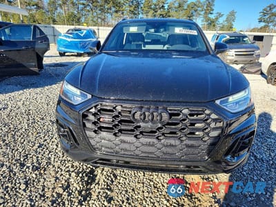 Piąte zdjęcie samochodu w środku: 2025 AUDI SQ5 PREMIUM PLUS VIN:WA1B4AFY7S2025527 - miniatura
