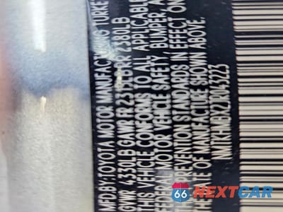 Zdjęcie 14 z 14 samochodu: 2018 TOYOTA C-HR XLE VIN:NMTKHMBX2JR043223 - miniatura