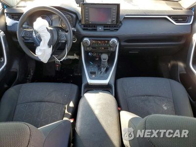 Zdjęcie 8 z 13 samochodu: 2021 TOYOTA RAV4 XLE VIN:2T3P1RFV4MW152965 - miniatura